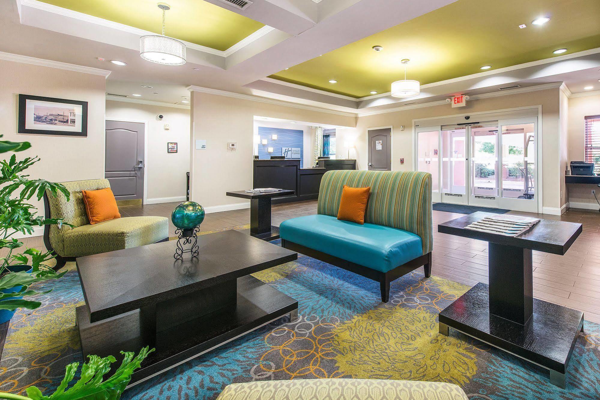 Holiday Inn Express Hotel & Suites Lagrange I-85 By Ihg Dış mekan fotoğraf